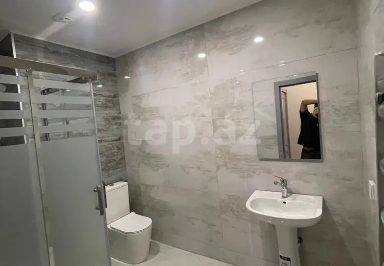 700 AZN - 2 otaqlı mənzil Kirayə (aylıq), Bakı