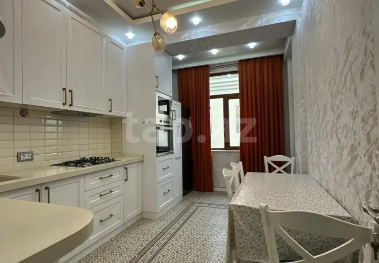 5 otaqlı mənzil , Bakı
