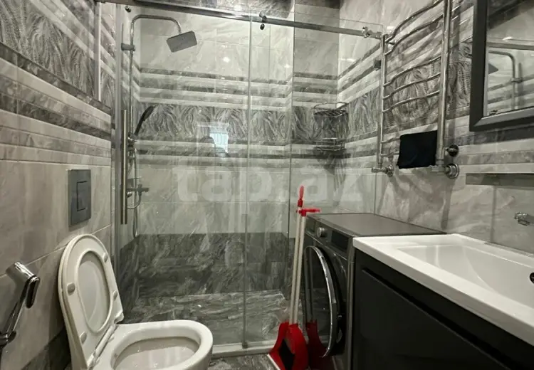 5 otaqlı mənzil , Bakı
