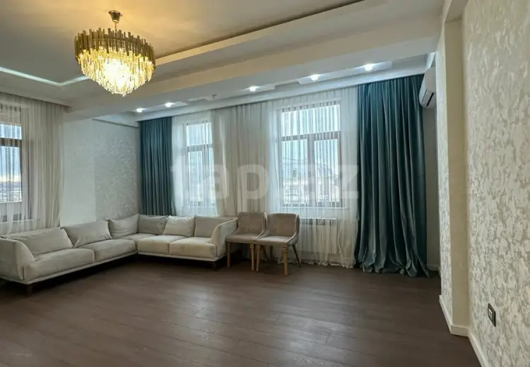 5 otaqlı mənzil , Bakı