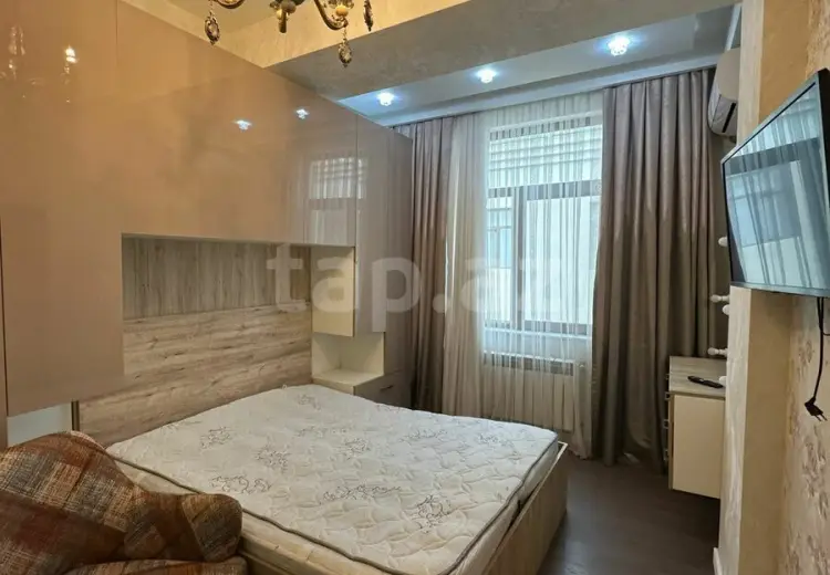 5 otaqlı mənzil , Bakı