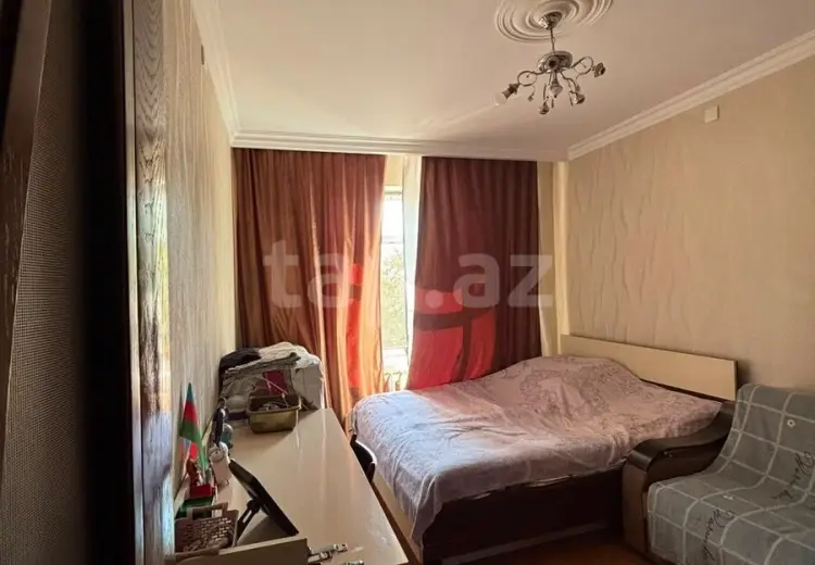 4 otaqlı mənzil , Bakı