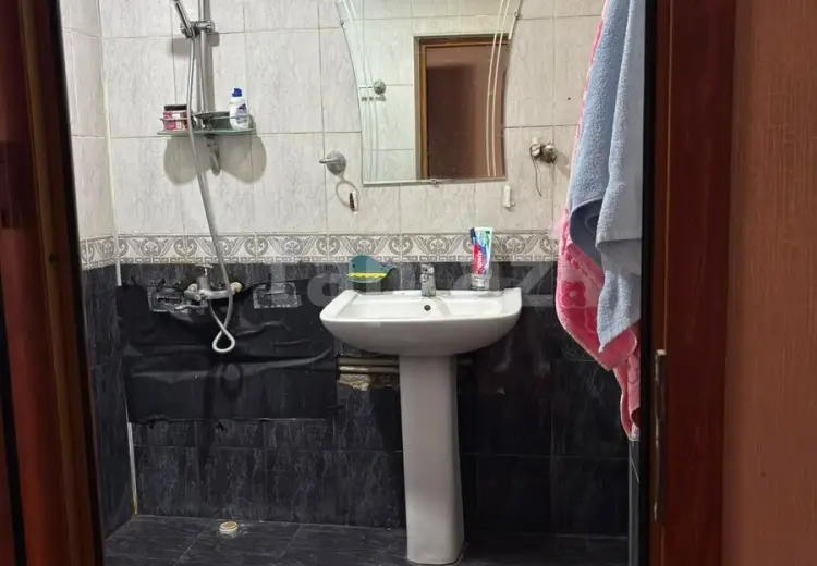 4 otaqlı mənzil , Bakı