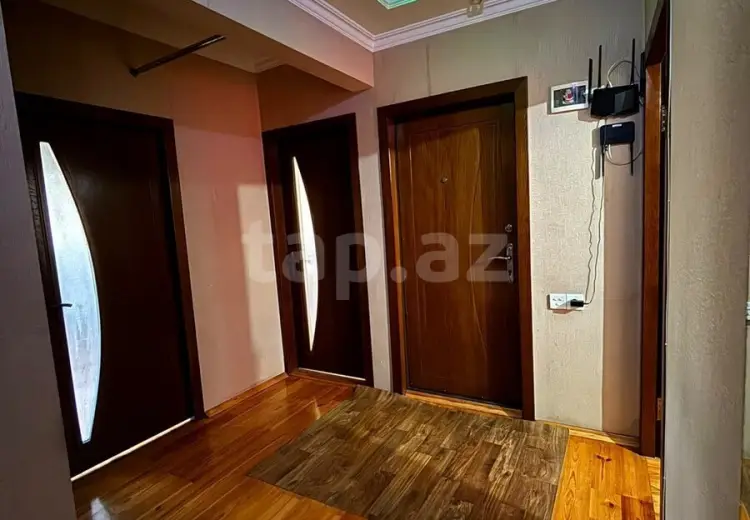 4 otaqlı mənzil , Bakı