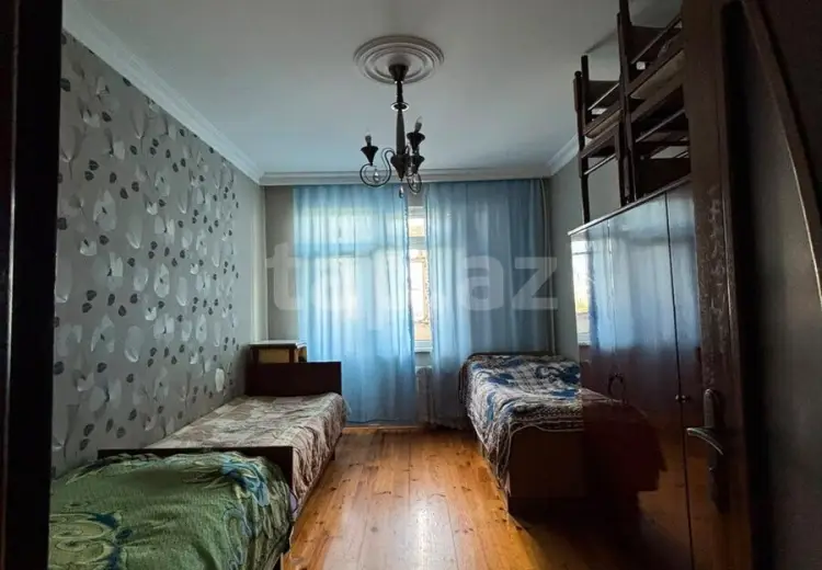 4 otaqlı mənzil , Bakı