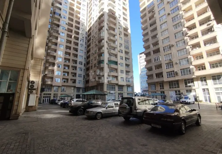 3 otaqlı mənzil , Nəsimi, Bakı