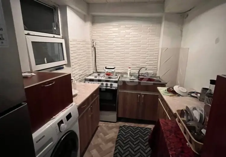 5 otaqlı mənzil , Bakı
