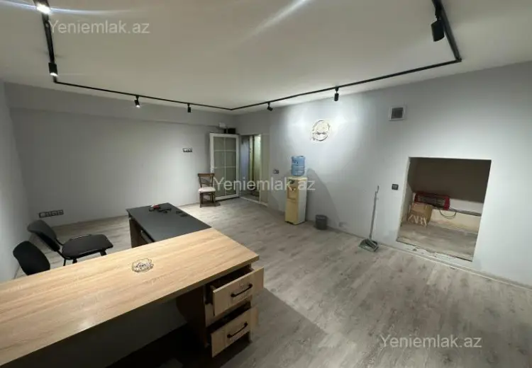 25 m² Obyekt / Ofis Kirayə (aylıq), Nəsimi, Bakı