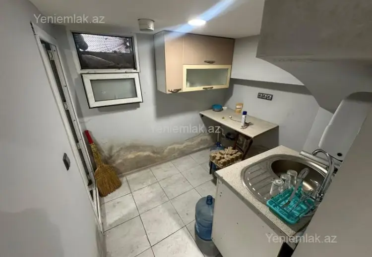 25 m² Obyekt / Ofis Kirayə (aylıq), Nəsimi, Bakı