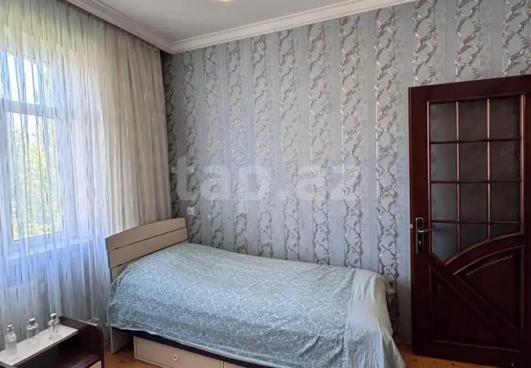 4 otaqlı mənzil , Bakı