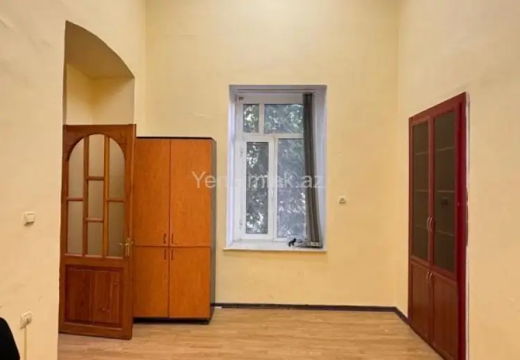 50 m² Obyekt / Ofis Kirayə (aylıq), Səbail, Bakı