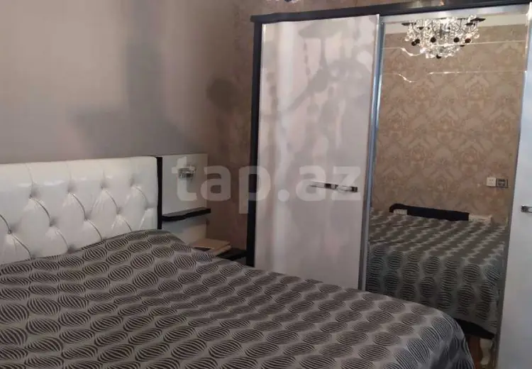 4 otaqlı mənzil , Bakı