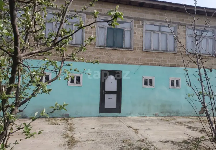6 otaqlı mənzil , Salyan