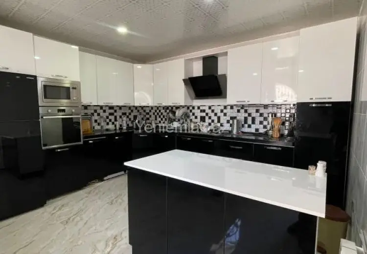 215 000 AZN - 4 otaqlı mənzil Satılır, Novxanı, Abşeron