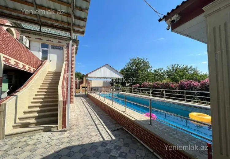 348 000 AZN - 8 otaqlı mənzil Satılır, Novxanı, Abşeron
