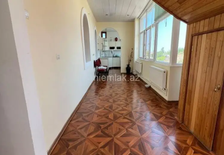 348 000 AZN - 8 otaqlı mənzil Satılır, Novxanı, Abşeron