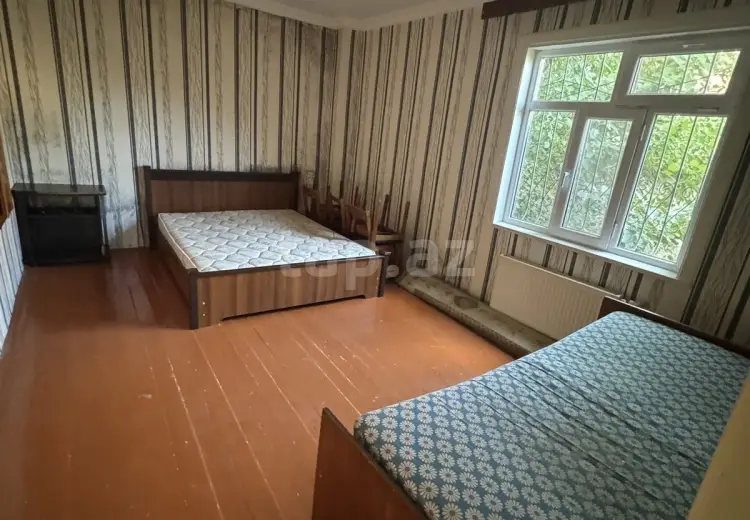400 AZN - 4 otaqlı mənzil Kirayə (aylıq), Qəbələ