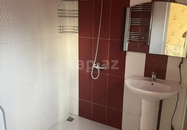 400 AZN - 4 otaqlı mənzil Kirayə (aylıq), Qəbələ