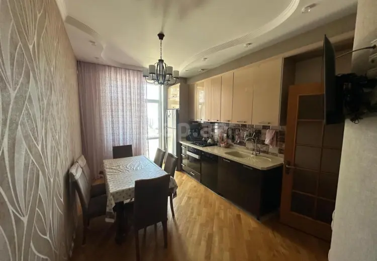 3 otaqlı mənzil , Bakı