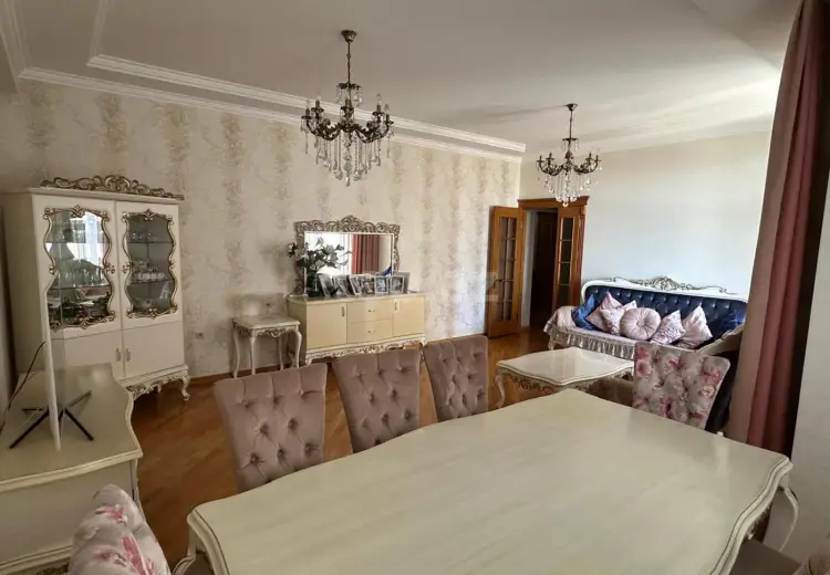 3 otaqlı mənzil , Bakı