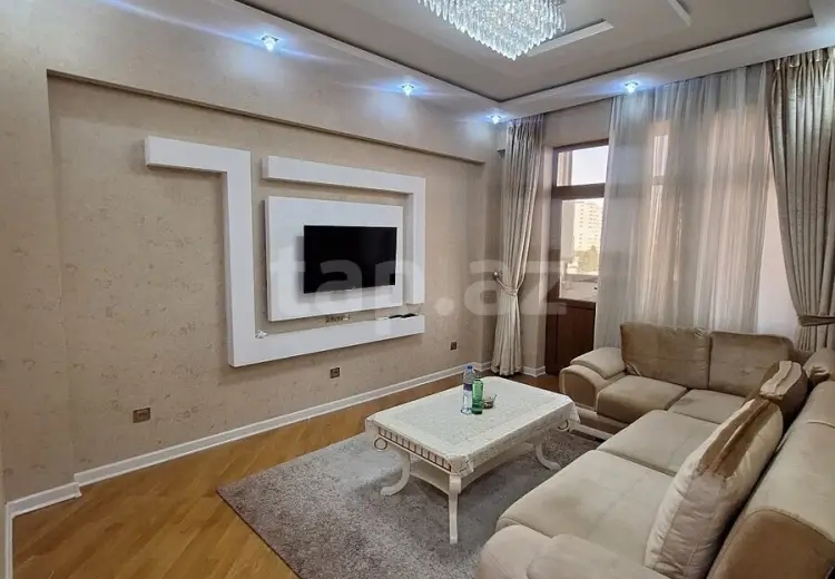 3 otaqlı mənzil , Xırdalan