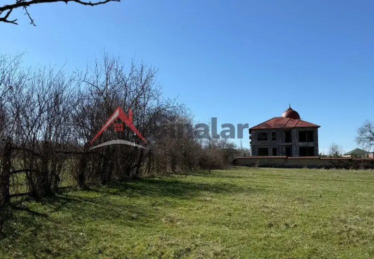 10 sot Torpaq Satılır, Qəbələ