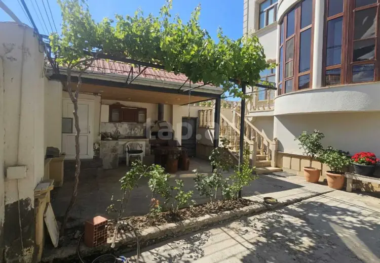 550 AZN - 5 otaqlı mənzil Kirayə (aylıq), Bakı