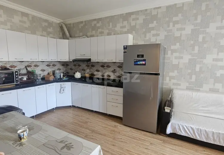 550 AZN - 5 otaqlı mənzil Kirayə (aylıq), Bakı