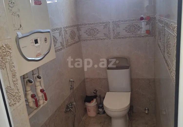 6 otaqlı mənzil , Bakı