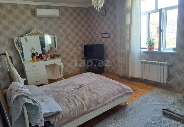 6 otaqlı mənzil , Bakı