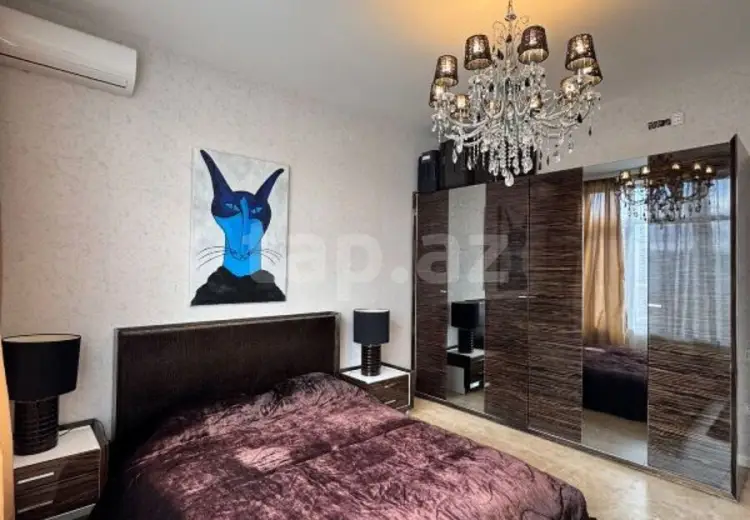 6 otaqlı mənzil , Badamdar qəs., Səbail, Bakı