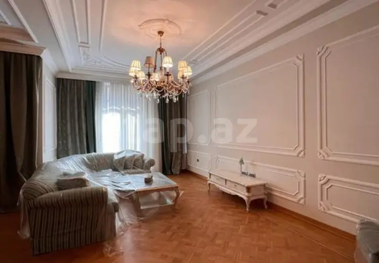7 otaqlı mənzil , Bakı