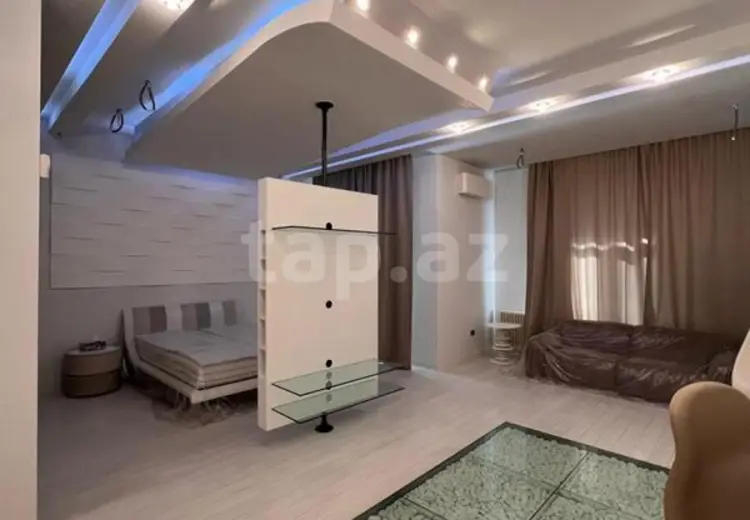 7 otaqlı mənzil , Bakı