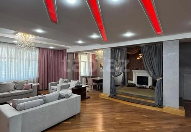 7 otaqlı mənzil , Bakı