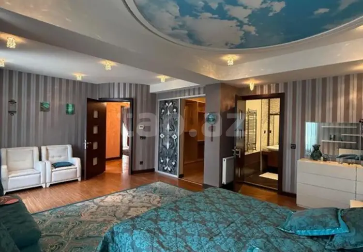 7 otaqlı mənzil , Bakı