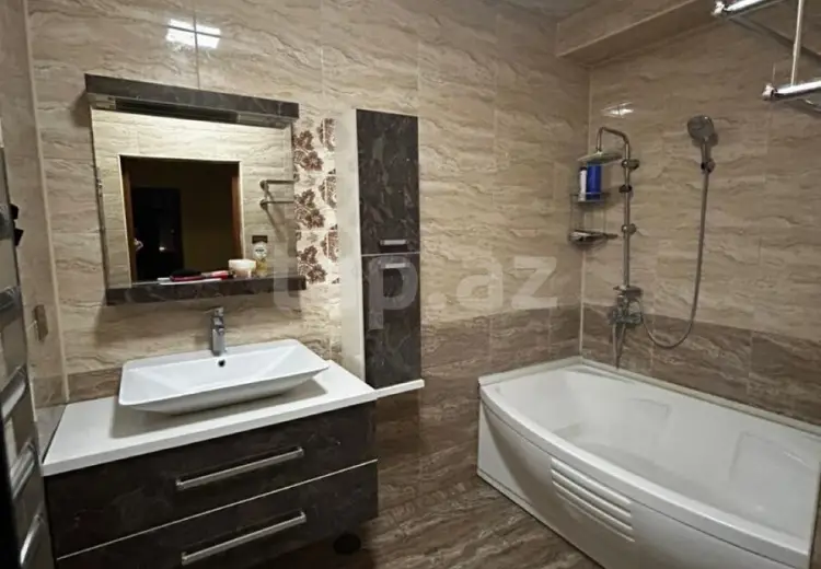 3 otaqlı mənzil , Xırdalan