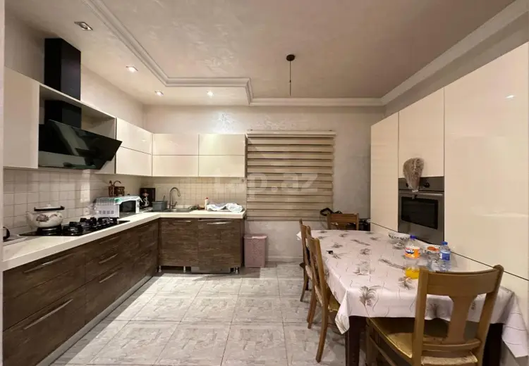 3 otaqlı mənzil , Bakı