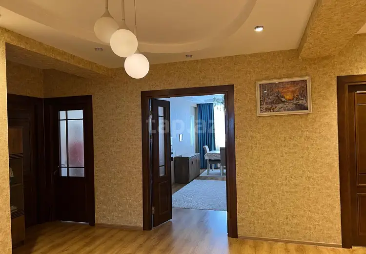 3 otaqlı mənzil , Xırdalan