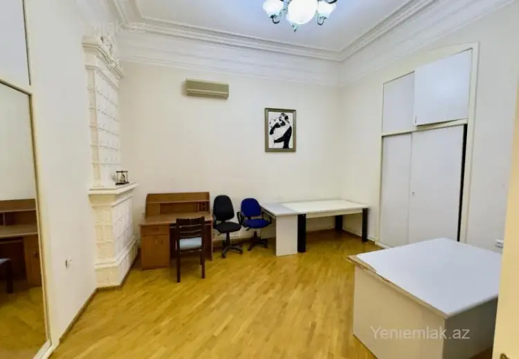 150 m² Obyekt / Ofis Kirayə (aylıq), Səbail, Bakı
