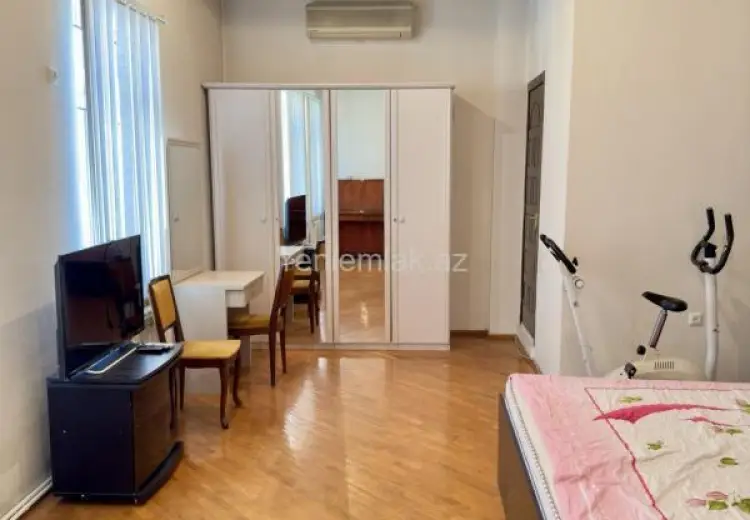 150 m² Obyekt / Ofis Kirayə (aylıq), Səbail, Bakı