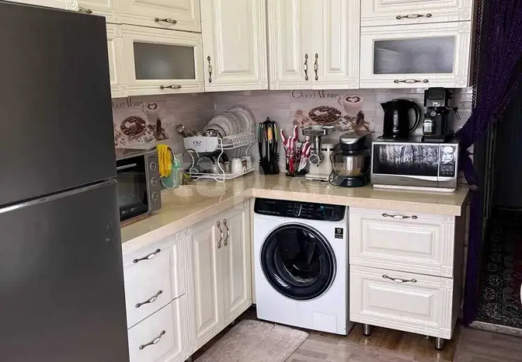 3 otaqlı mənzil , Bakı