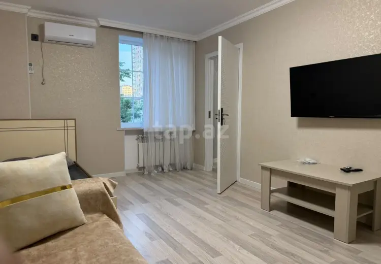 700 AZN - 2 otaqlı mənzil Kirayə (aylıq), Bakı