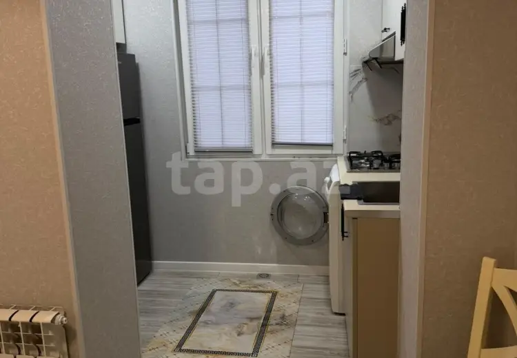 700 AZN - 2 otaqlı mənzil Kirayə (aylıq), Bakı