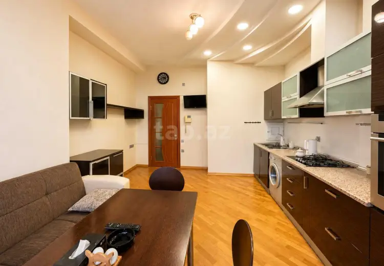 3 otaqlı mənzil Kirayə (aylıq), Bakı
