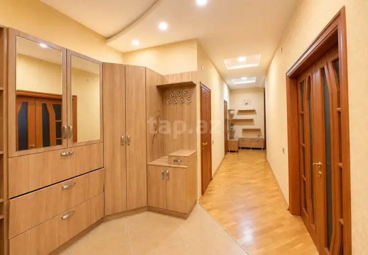 3 otaqlı mənzil Kirayə (aylıq), Bakı