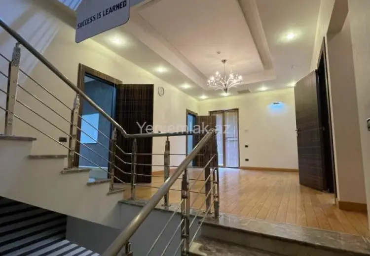 300 m² Obyekt / Ofis Kirayə (aylıq), Səbail, Bakı