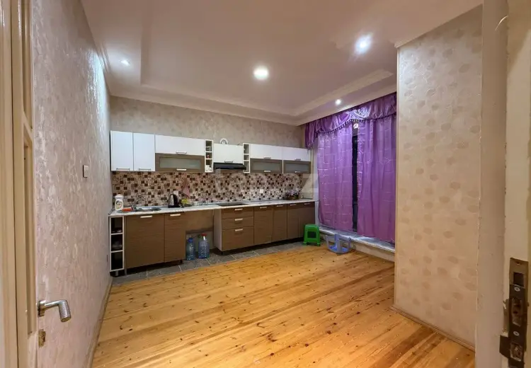 3 otaqlı mənzil , Bakı