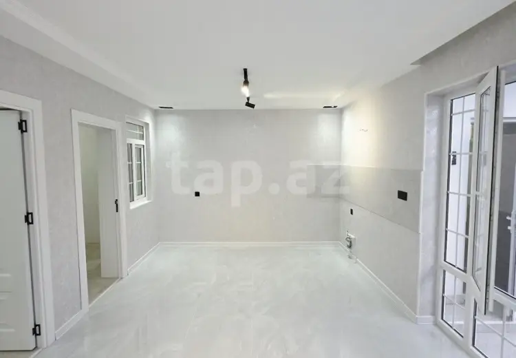 3 otaqlı mənzil , Səbail, Bakı