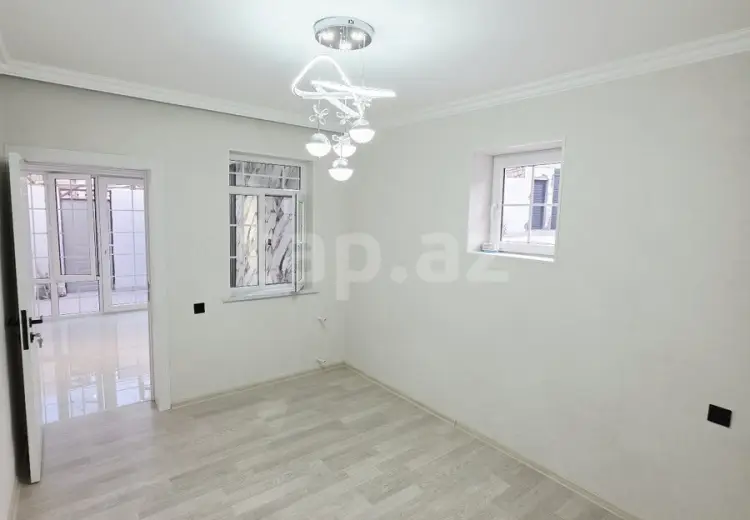 3 otaqlı mənzil , Səbail, Bakı