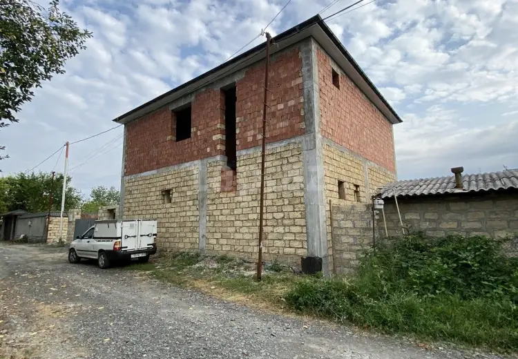 5 otaqlı mənzil , Qəbələ